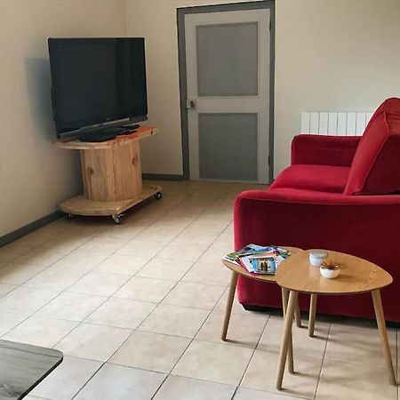 Gite Cosy A La Campagne Le Temps D'Une Pause Neuvy-Bouin Exteriör bild